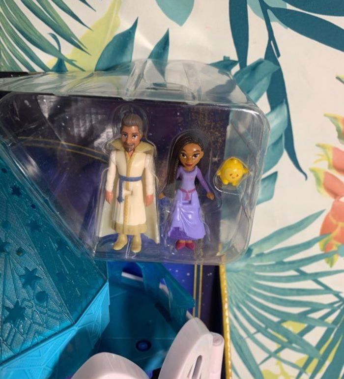 Le Château de Rosas et ses deux mini-figurines -Disney - photo numéro 2