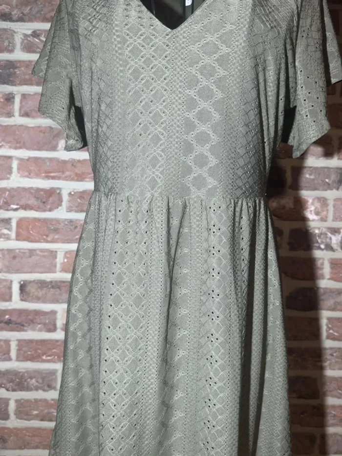 Robe Only kaki Taille S élégante et doublée - photo numéro 11