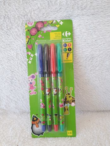 Lot de 4 stylos neuf