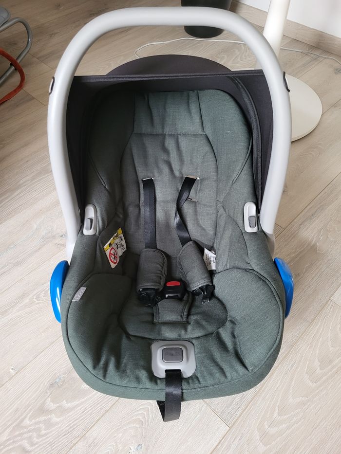 Poussette Quax + cosy + base isofix - photo numéro 5