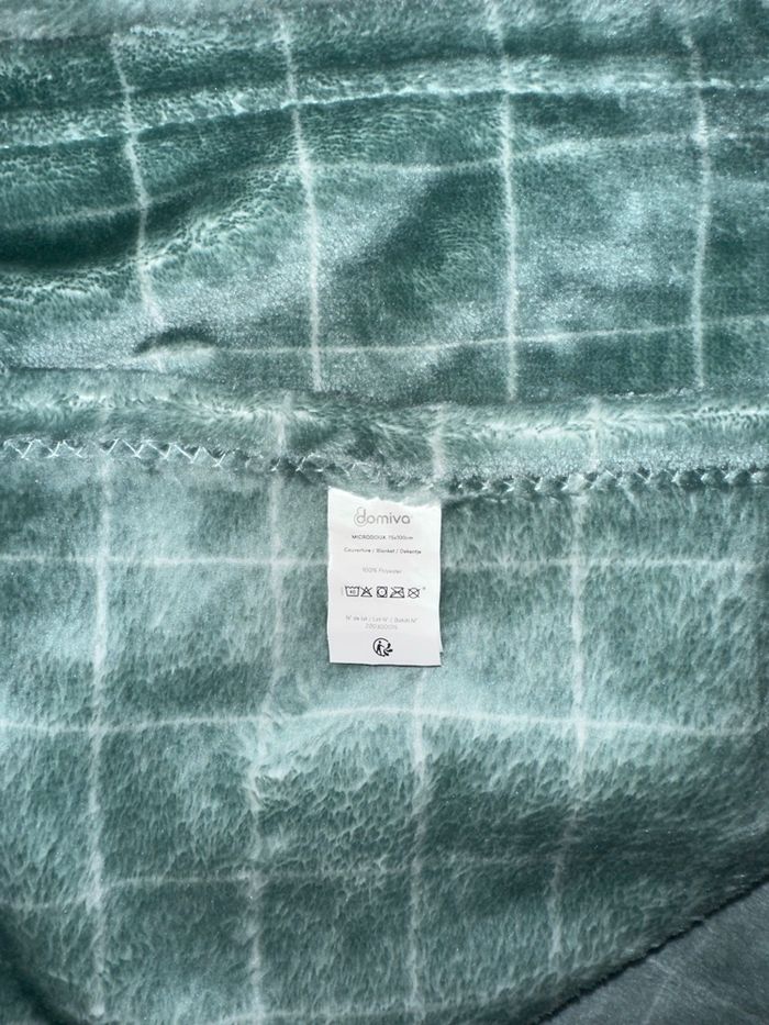 Couverture microdoux imprimée carreaux 75x100 cm Carreaux - Plaid bébé / enfant - photo numéro 3