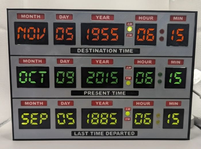 Boîtier lumineux du circuit temporel de la DeLorean de retour vers le futur - photo numéro 3