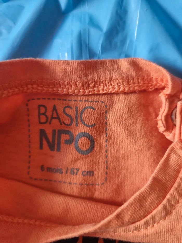 T-shirt orange 6 mois – Bébé trop mignon - photo numéro 3