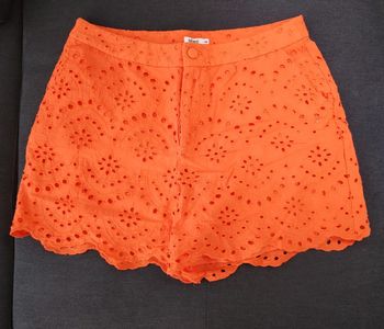 Short orange taille 42