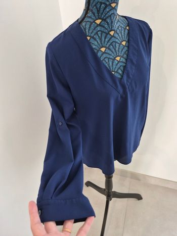 Chemisier bleu marine col V, Atmosphère, taille 40.
