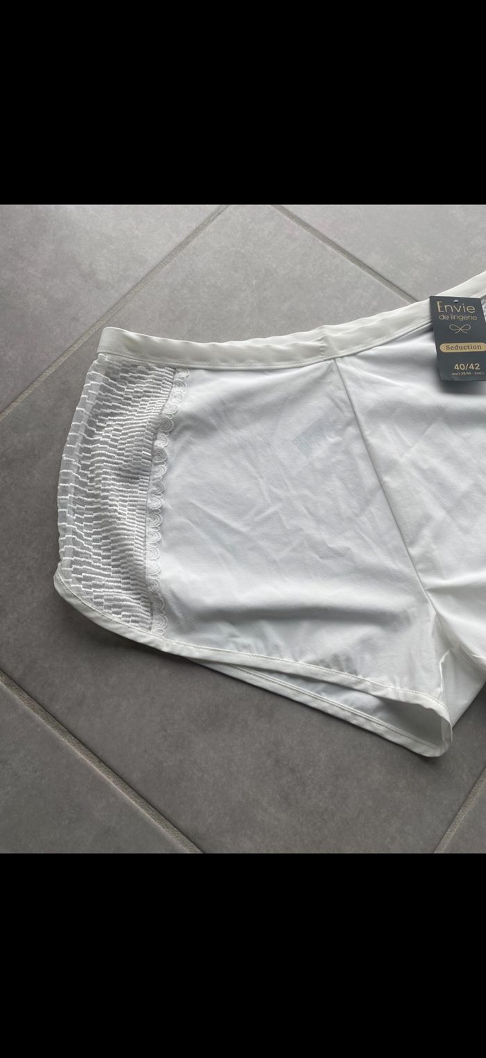 Short de nuit blanc Taille 40/42 - photo numéro 2