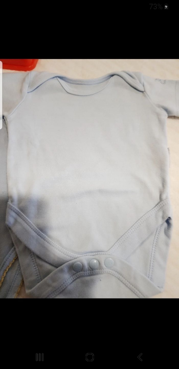 Lot de 2 bodies taille 3 mois - photo numéro 3