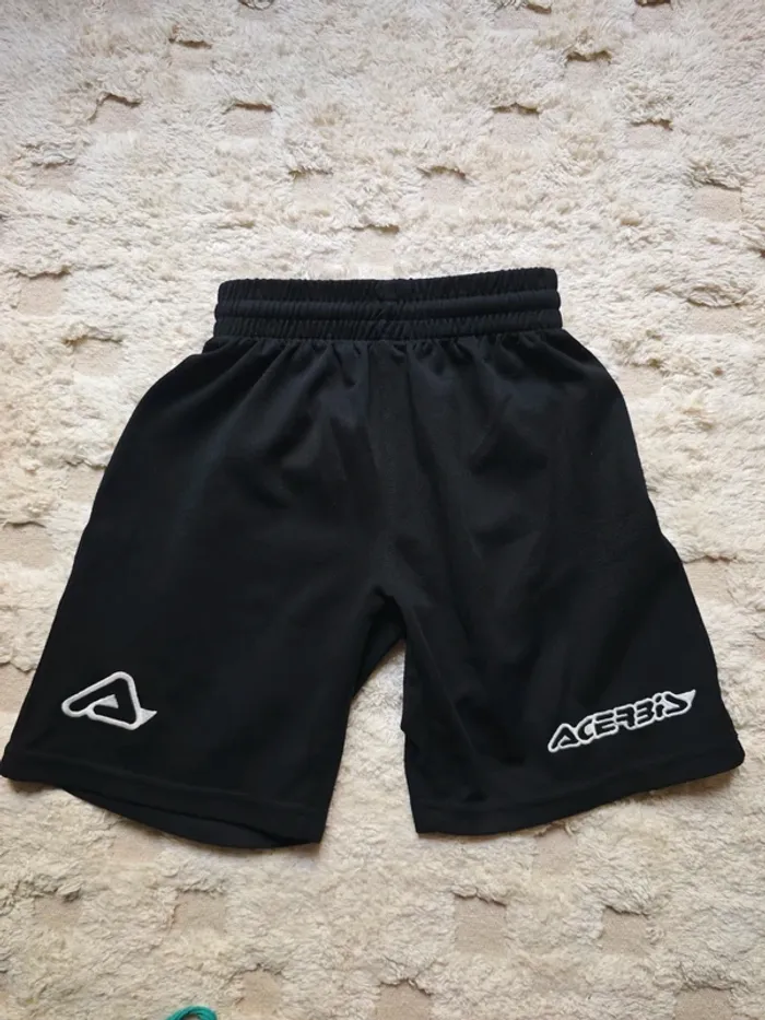 Short sport