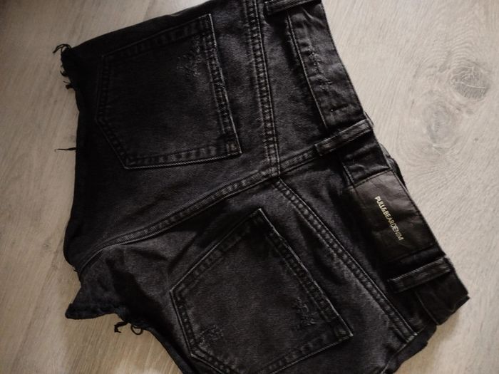 #short#noir#Pull&Bear - photo numéro 2