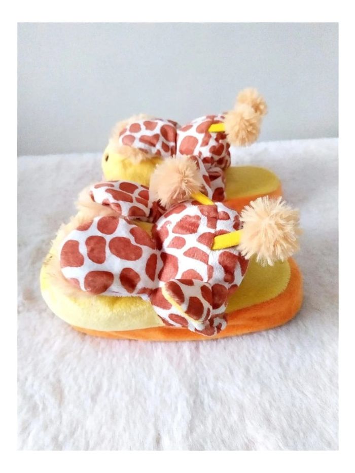 Chaussons pantoufles girafe pour enfant pointure 28-30 - photo numéro 4