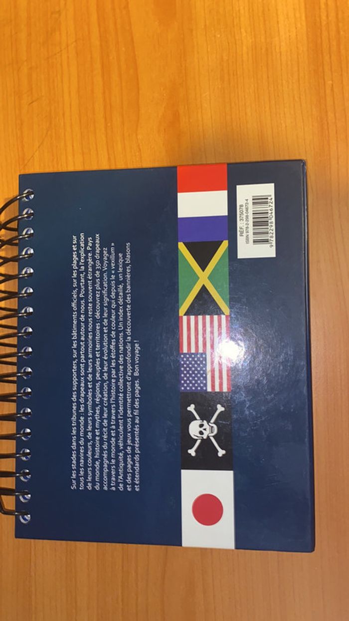 Livre drapeaux et pavillons - photo numéro 2