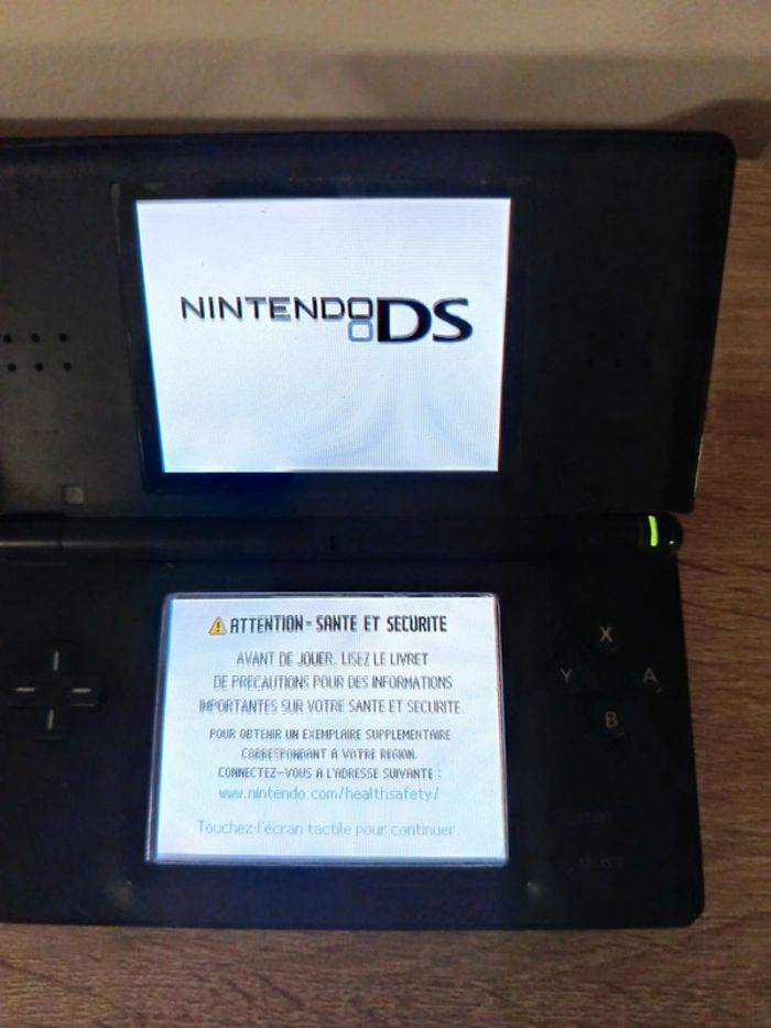 Nintendo Ds Lite noire - photo numéro 3