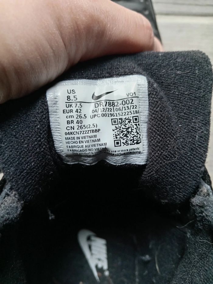 Basket Nike p. 42 montantes - photo numéro 3
