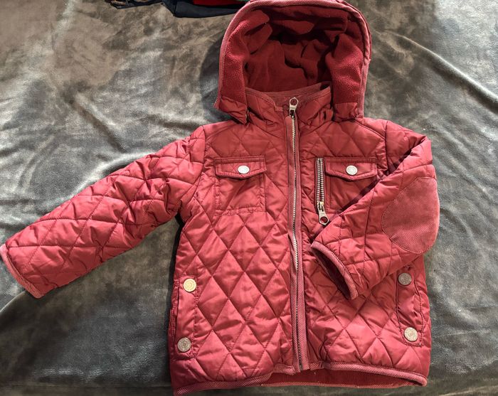 Manteau bordeaux fourré polaire 3 ans
