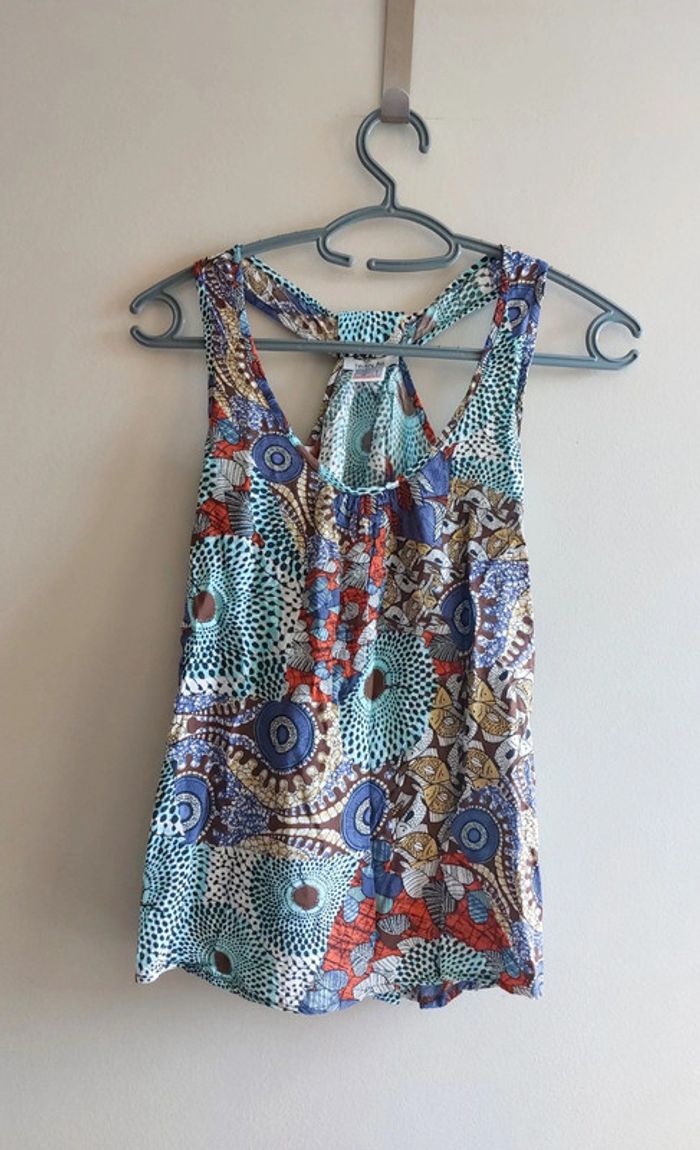 Top taille XS ou 34
