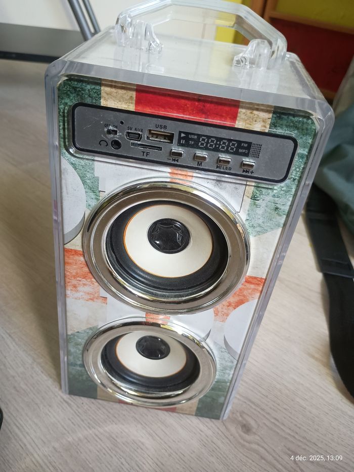 Enceinte bluetooth lumineuse - photo numéro 2