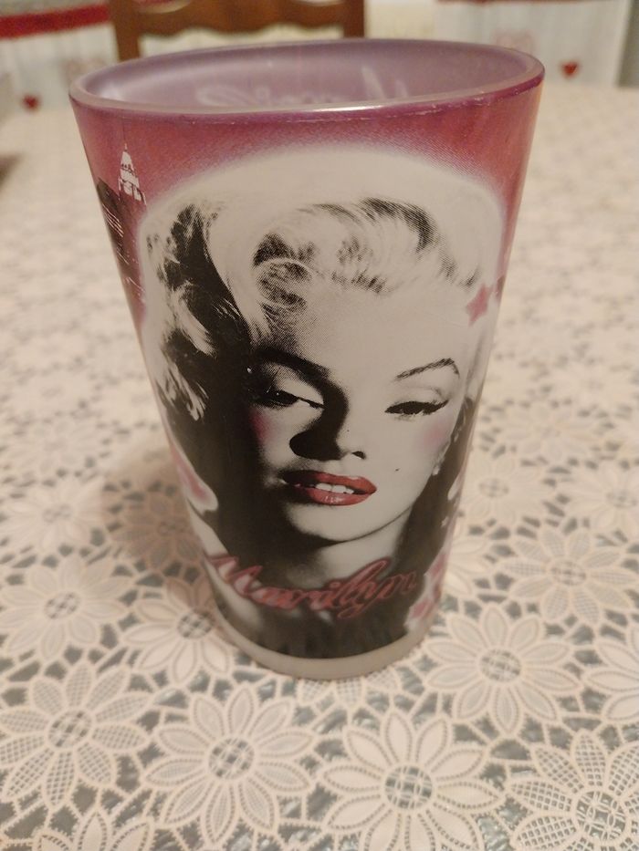 Verre Marilyn - photo numéro 2