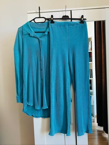 Ensemble plissé bleu Pantalon et Chemise Boutique Indépendante Taille Unique