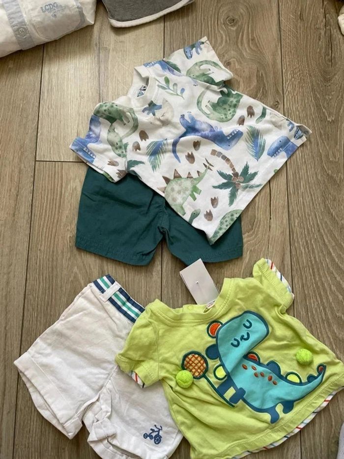 Ensemble short et tee-shirt