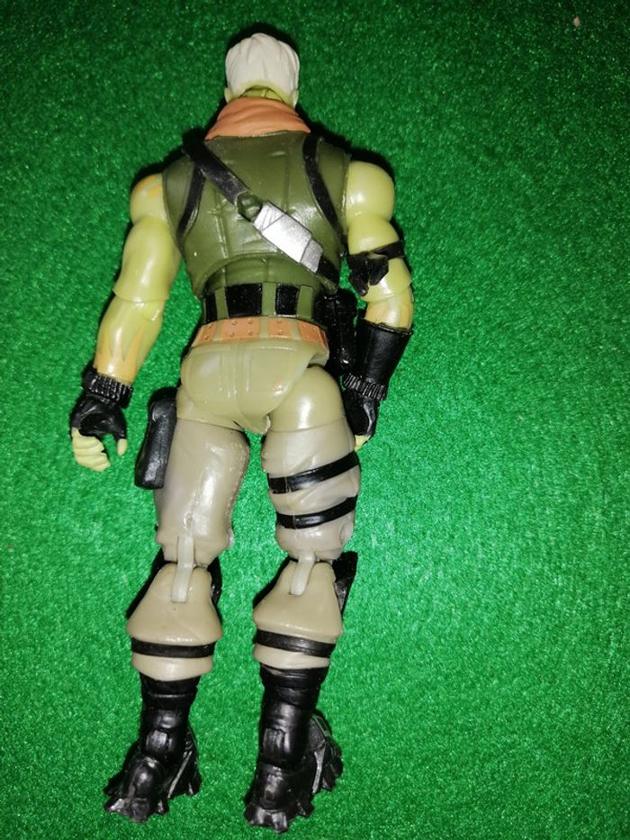 figurine fortnite 2019 epic - photo numéro 3