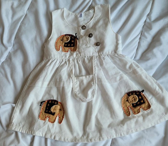 Jolie Robe 24 mois avec éléphants et sac - photo numéro 2