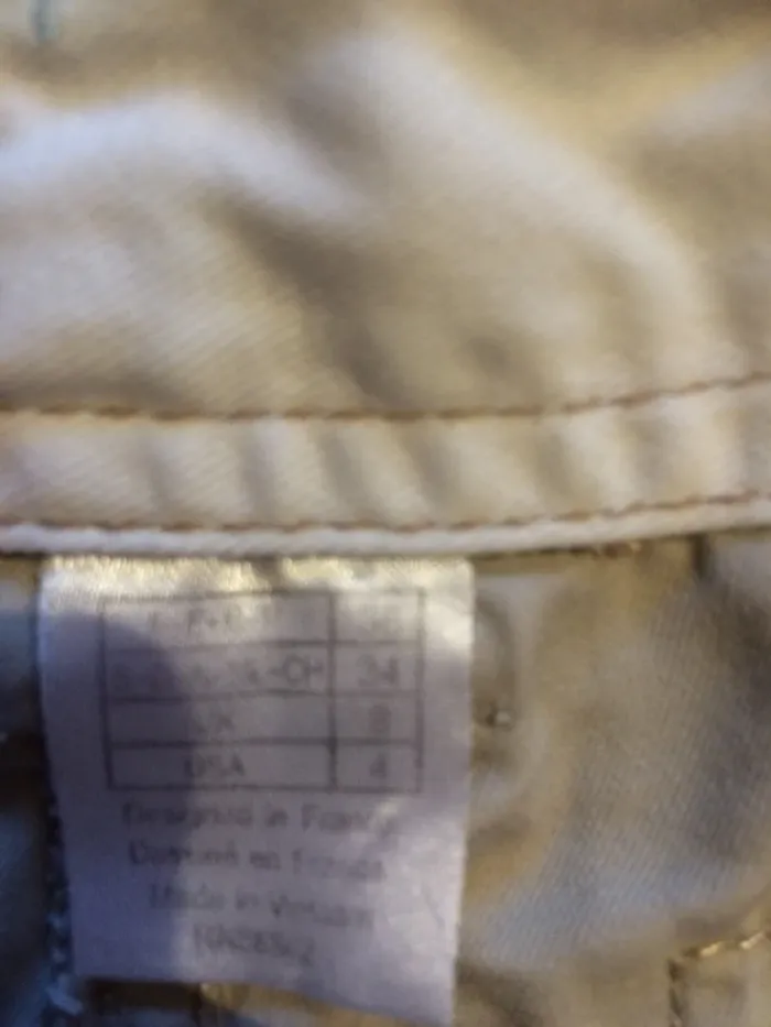 Short beige T.36 - photo numéro 2