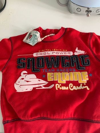 Sweat-shirt  boutonné au dos