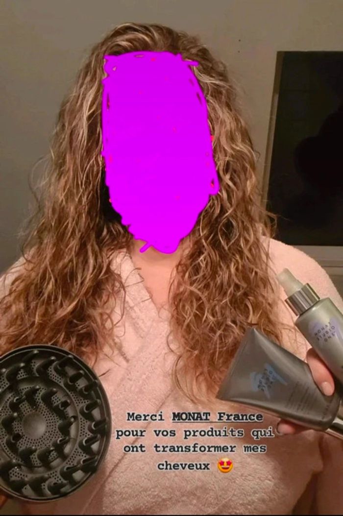 Crème définissante pour cheveux bouclés NEUVE - photo numéro 3
