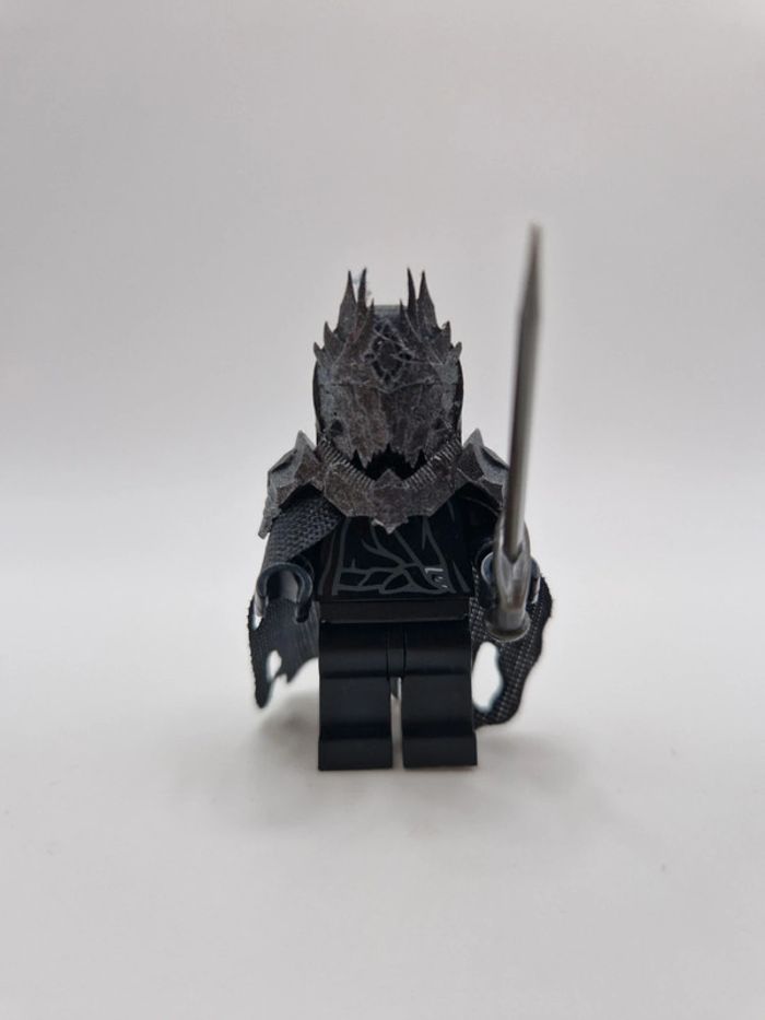 Figurine type lego Nazgul custom 3d résine et peint seigneur des anneaux