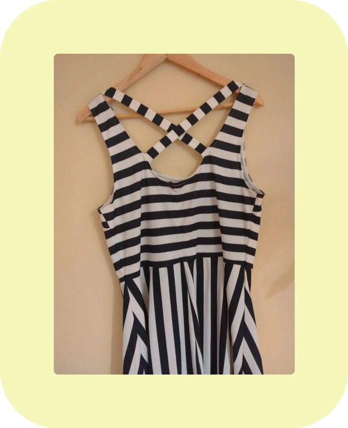 Robe L - photo numéro 4