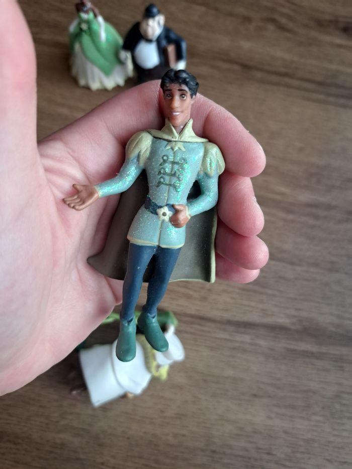 Lot figurine princesse grenouille - photo numéro 3