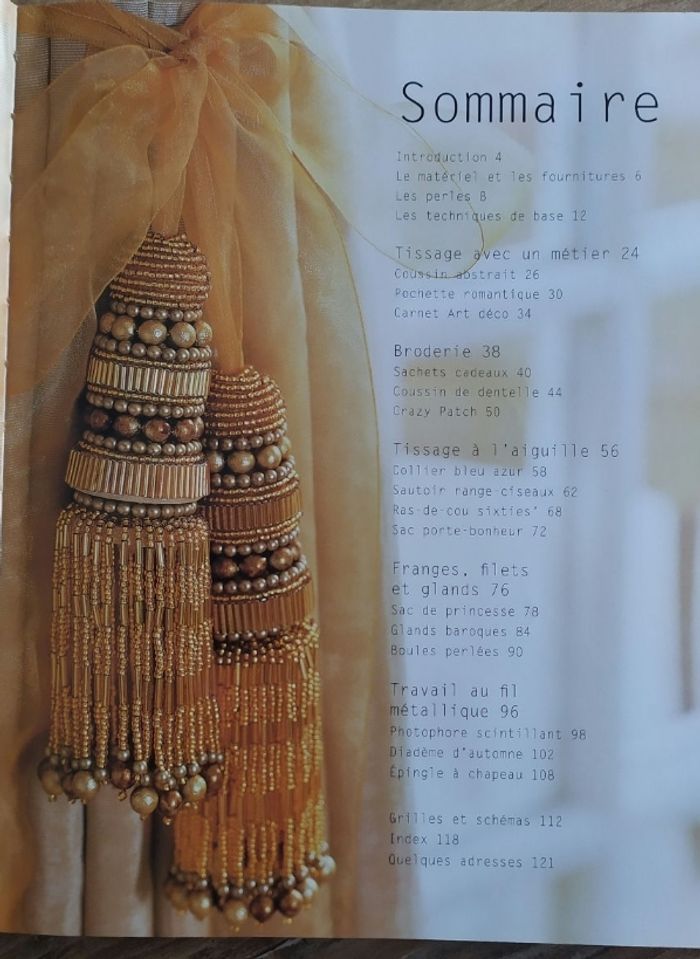 Livre déco en perle - photo numéro 3
