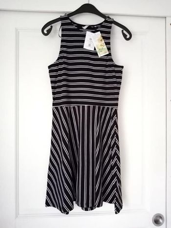 robe rayée noir c&a taille L 40 neuf étiquette