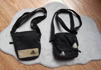 2 Sacs à bandoulière adidas en bon état