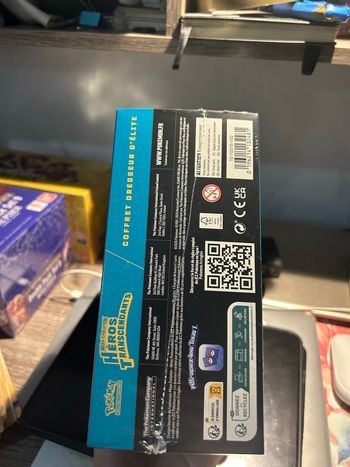 Etb - coffret dresseur d'élite Me2.5 héros transcendants français scellé Avant Première