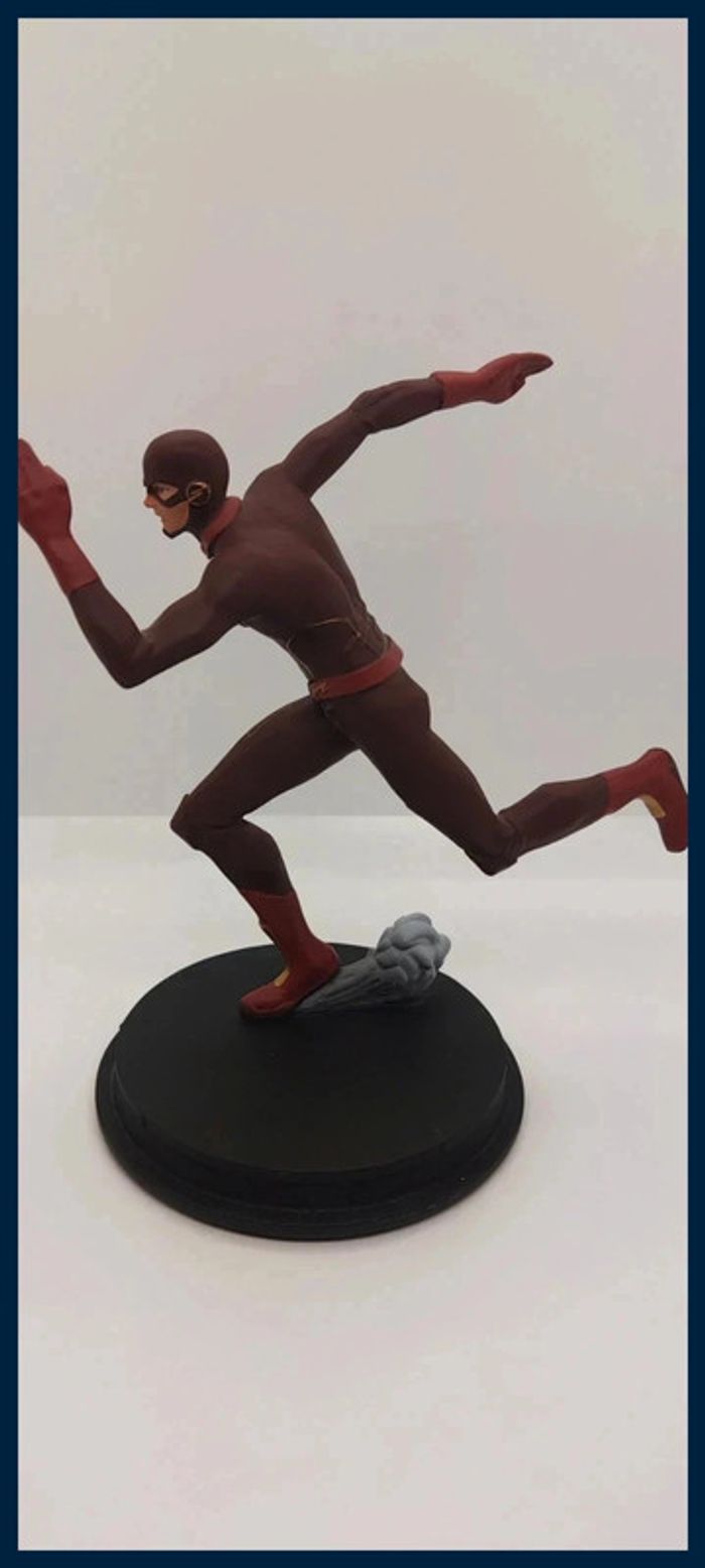 Figurine The Flash edition limité - photo numéro 3