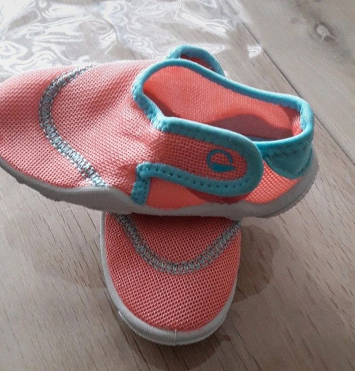 Chaussures de plage taille 22/23 - photo numéro 2