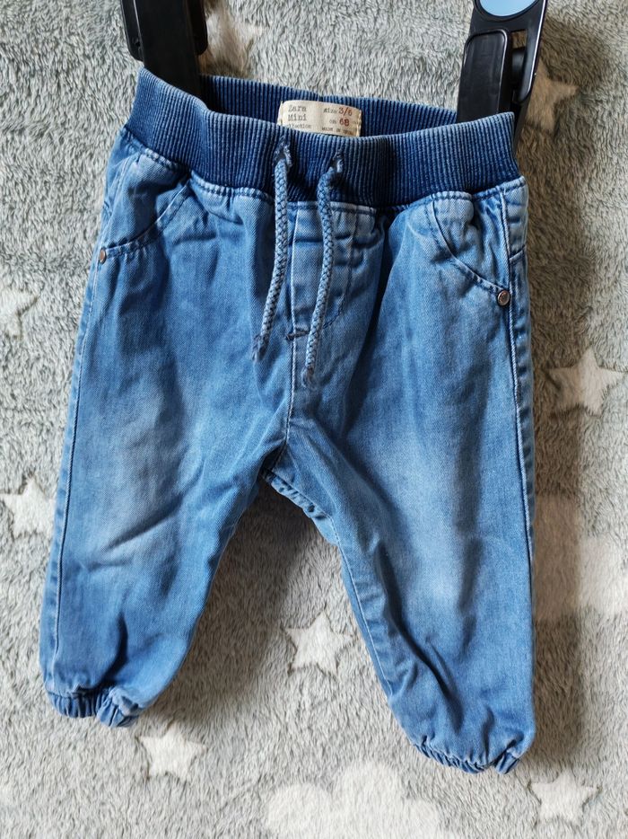 Lot pantalon jeans 6 mois - photo numéro 7