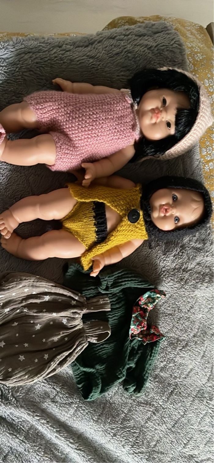 Lot poupées Paola reina