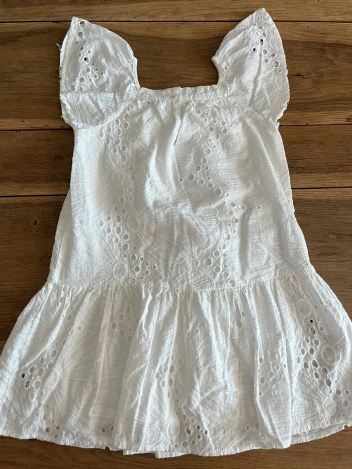 Robe fille blanche avec broderie H&M - photo numéro 3