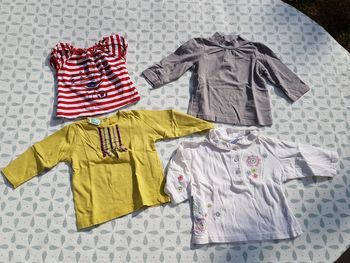 Lot de 4 tee shirts manches courtes et longues 6 mois