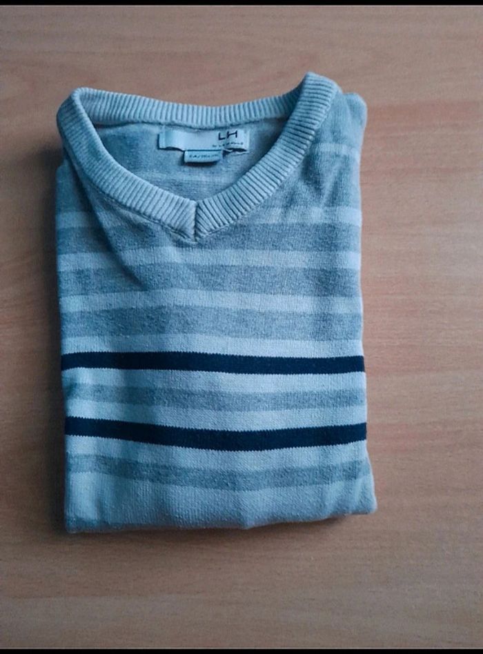 Pull LH rayé