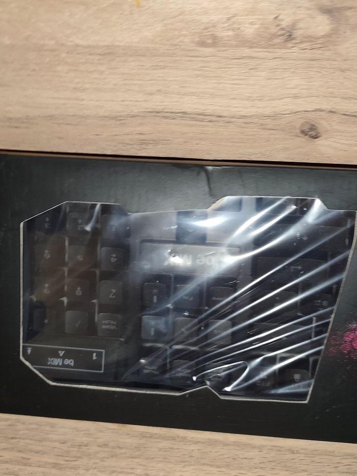 Clavier d'ordinateur - photo numéro 3