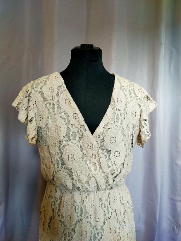 Robe en dentelle écrue – Les Follies – Made in Italy – Neuve avec étiquette