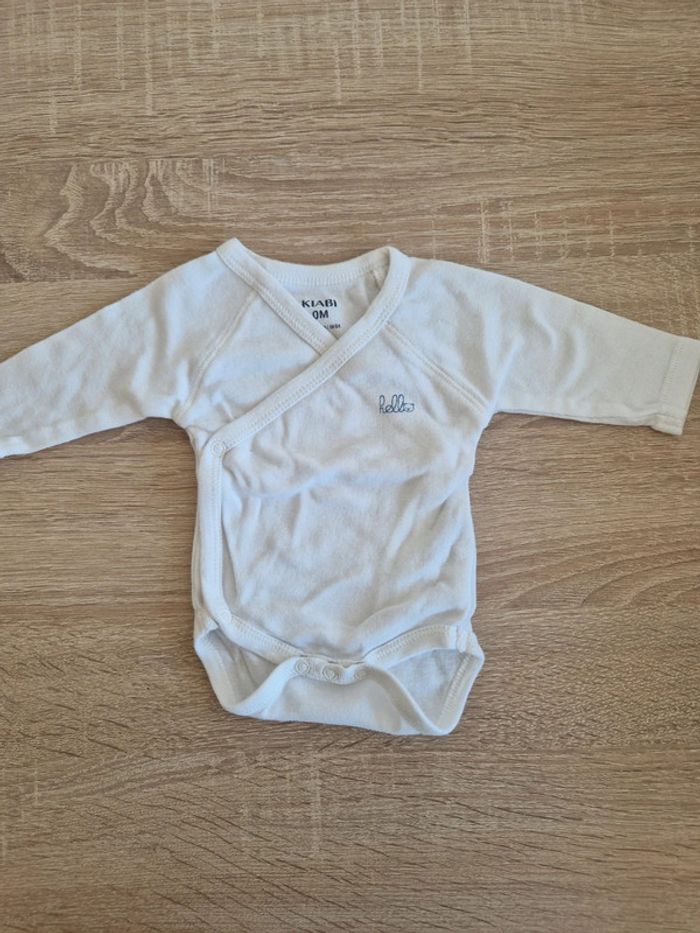 👶 Body croisé blanc pour bébé 👶