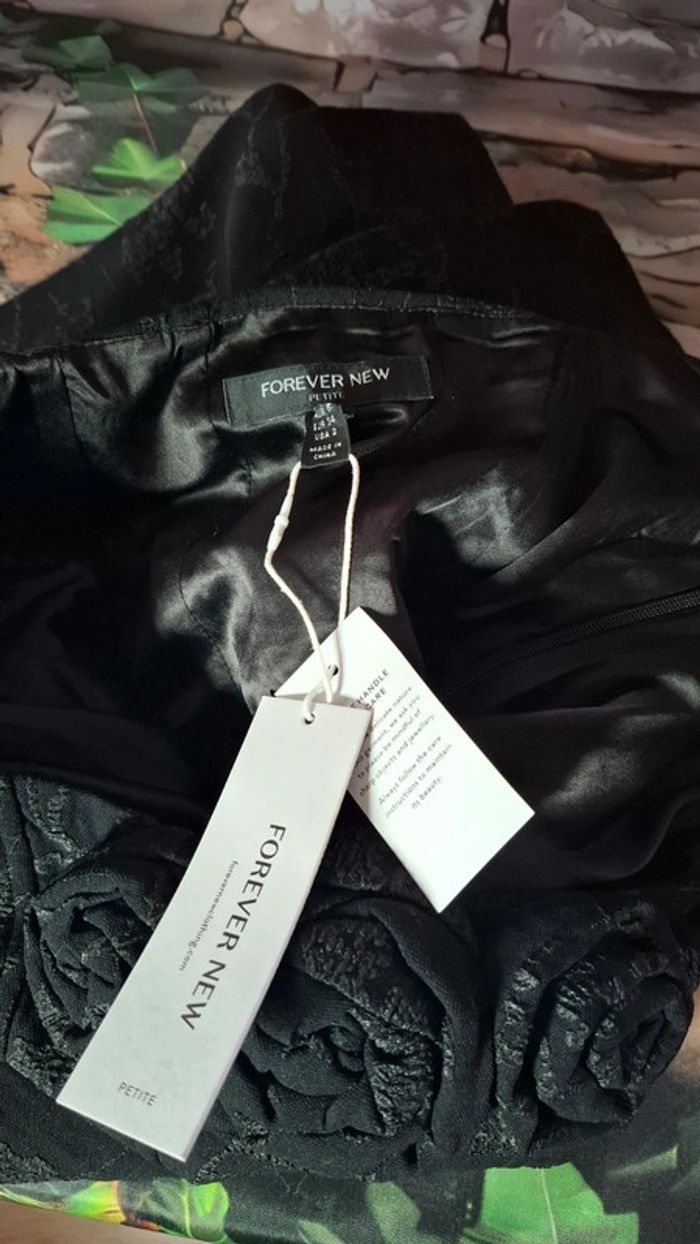 Robe noire fleurs tissu jacquard - photo numéro 16
