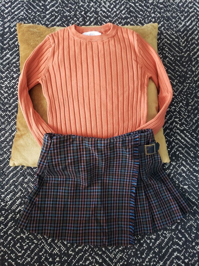 Jupe+pull zara fille en très bon état
