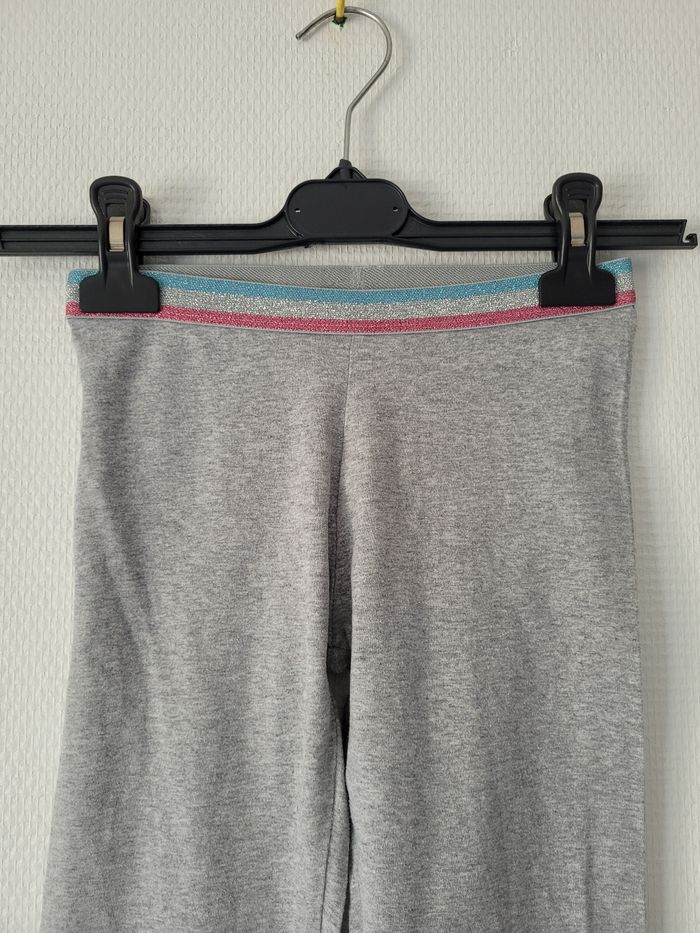 Legging gris 10 ans TBE - photo numéro 2