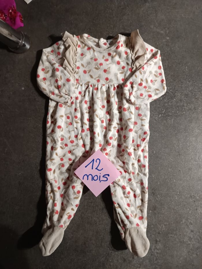Pyjama cerises 12 mois