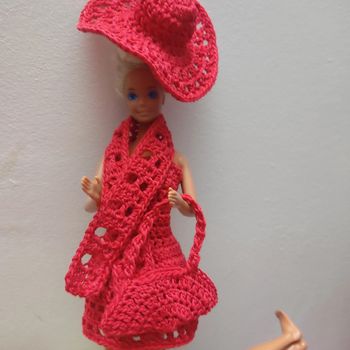 Vêtements pour Barbie 3 €